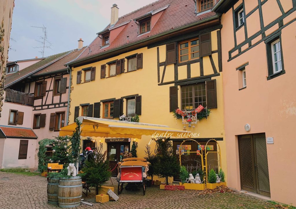 アルザスの村、エギスハイムのレストランLe Caveau des Douceurs