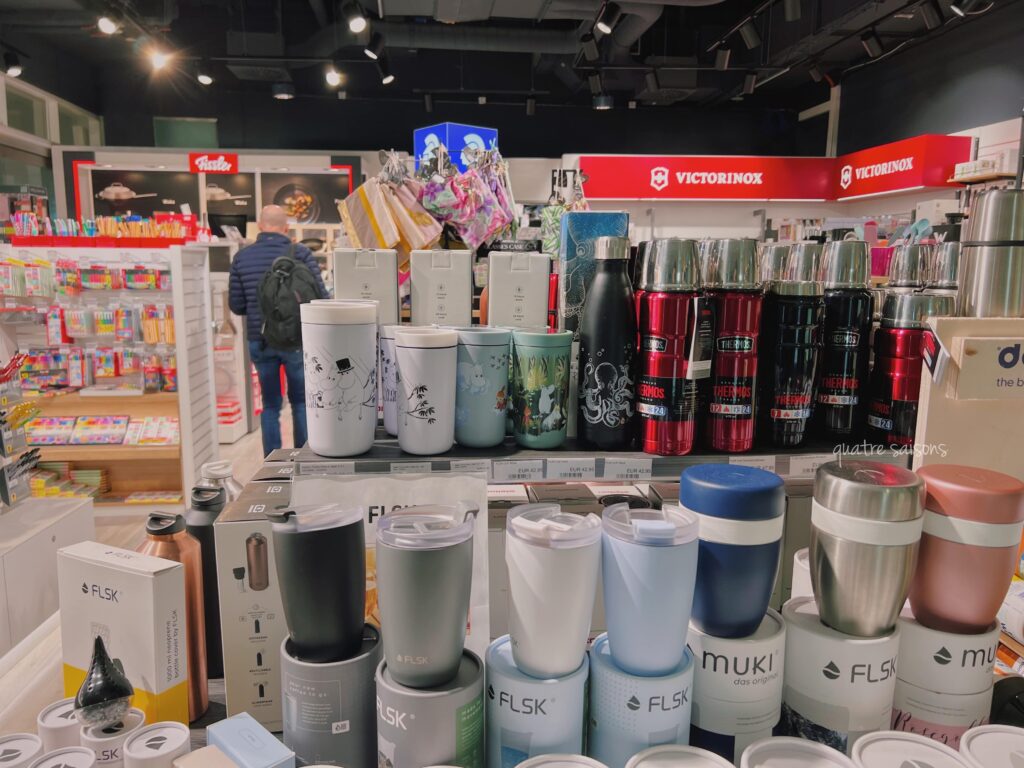 ミュンヘン空港で売っているムーミンの水筒