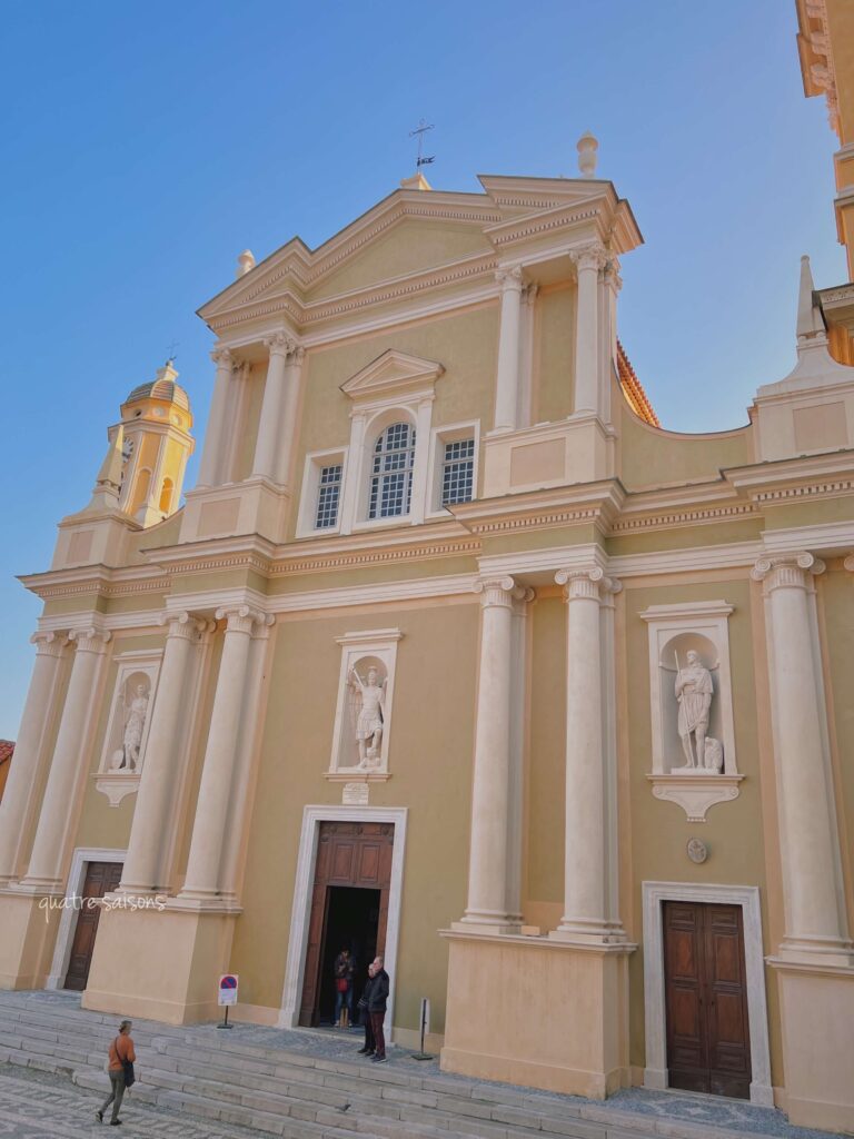 南フランスマントンの教会、サンミッシェルバジリカ聖堂