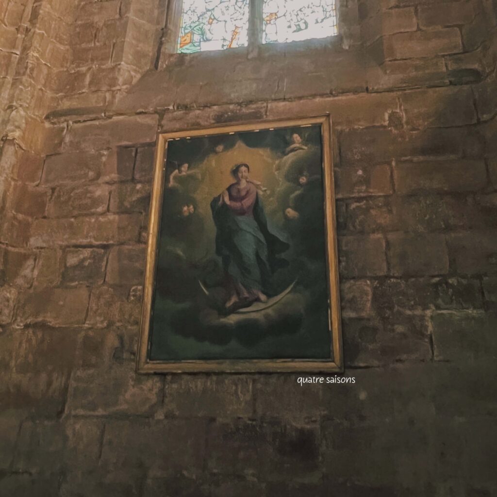 フランス南西部、ロデズのノートルダム・ド・アソンプション大聖堂の絵画