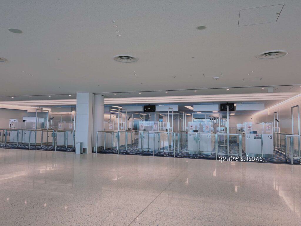 羽田空港国際線,第2ターミナルの出発口