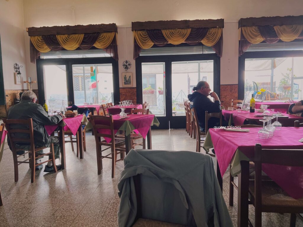 イタリアの村バヤルドのレストラン、Jolanda