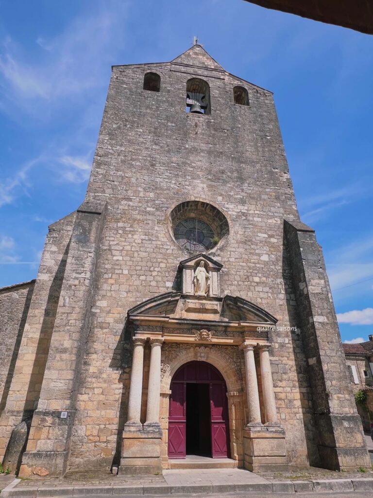 フランスの村・ドンムのノートルダム教会 Église catholique Notre-Dame-de-l'Assomption