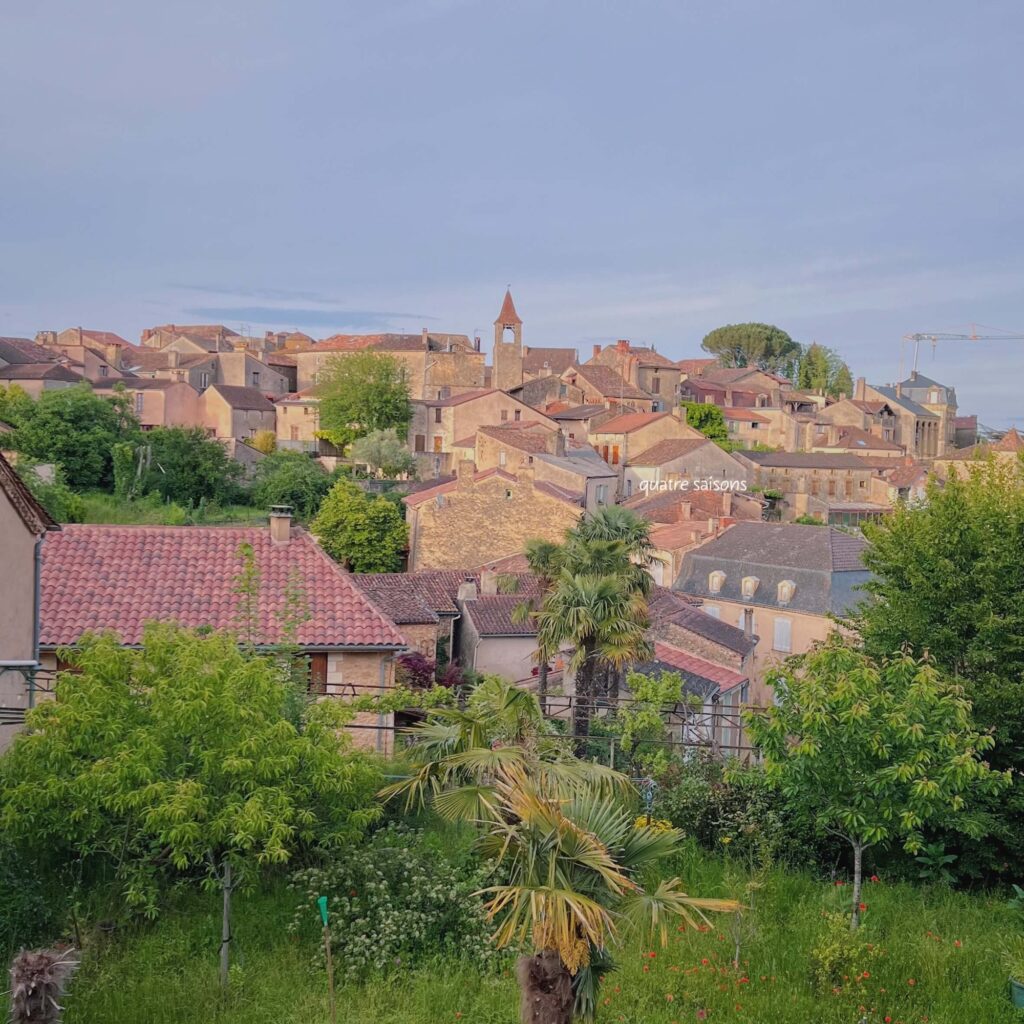 ベルヴェス(Belvès)、フランス南西部・ドルドーニュの美しい村、