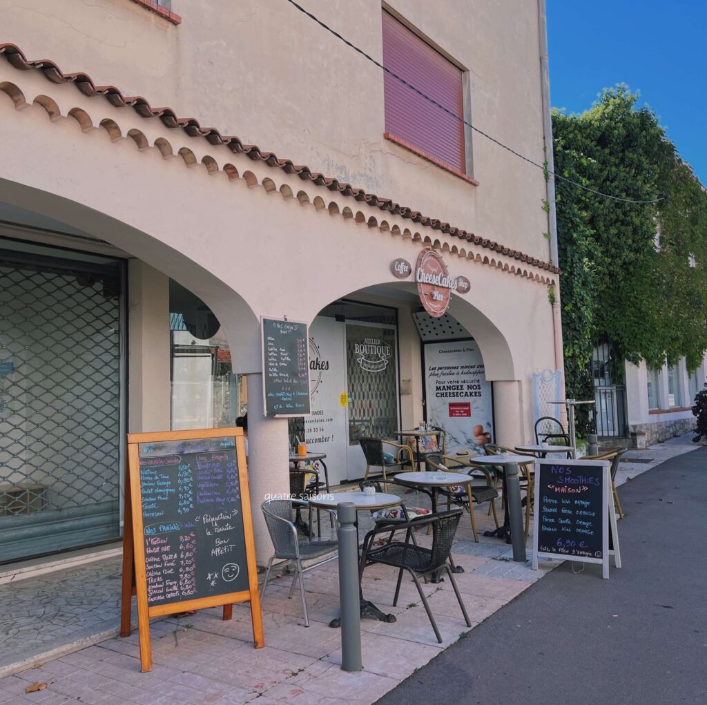 南フランスの街、ヴァロリスで食べたランチのお店、Cheesecakes and Pies