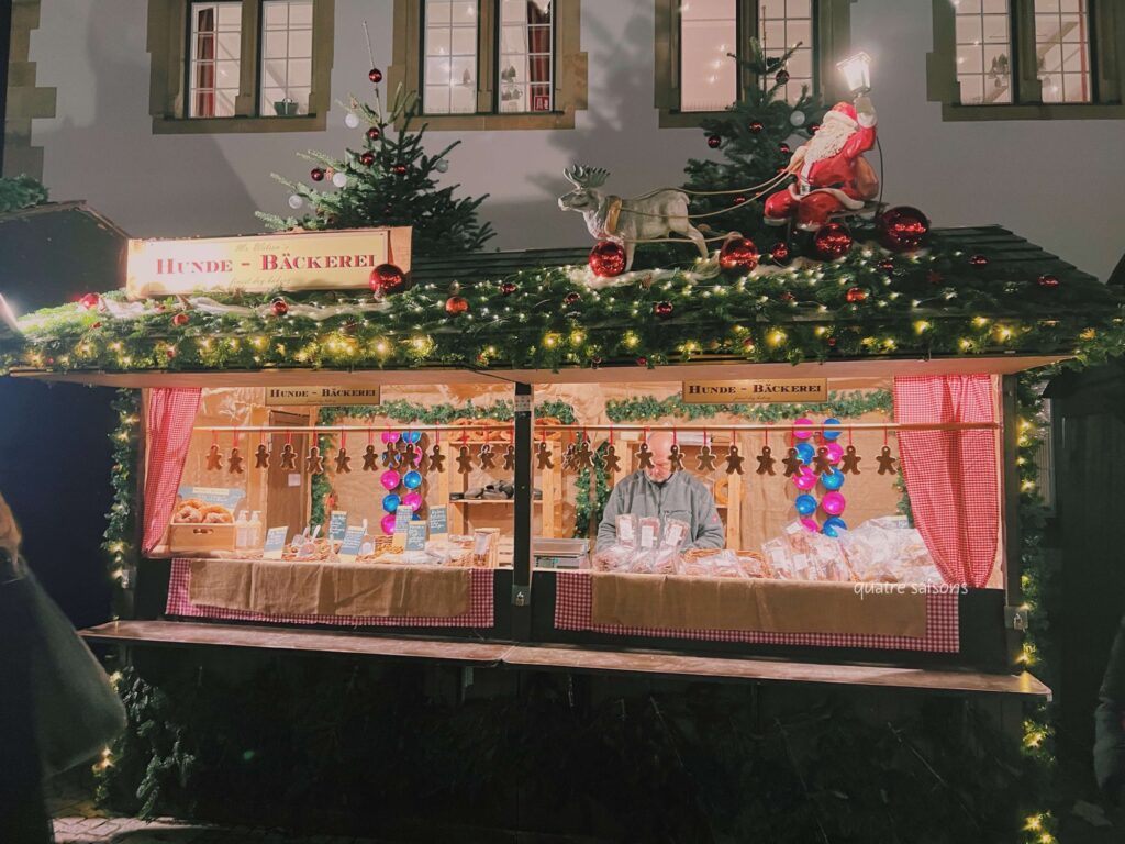 シラー広場(Schillerplatz)で行われるシュトゥットガルトのクリスマスマーケット