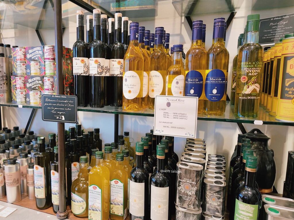 南仏プロヴァンスで販売されているオリーブオイル