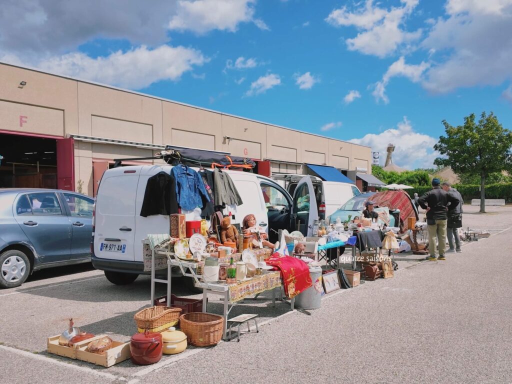 リヨンの常設の蚤の市、Les Puces du Canal