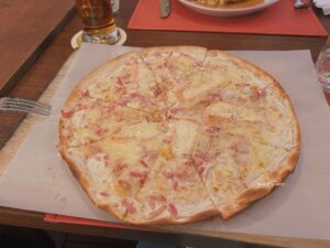 コルマールのブラッスリーchez Hansiで食べたランチ