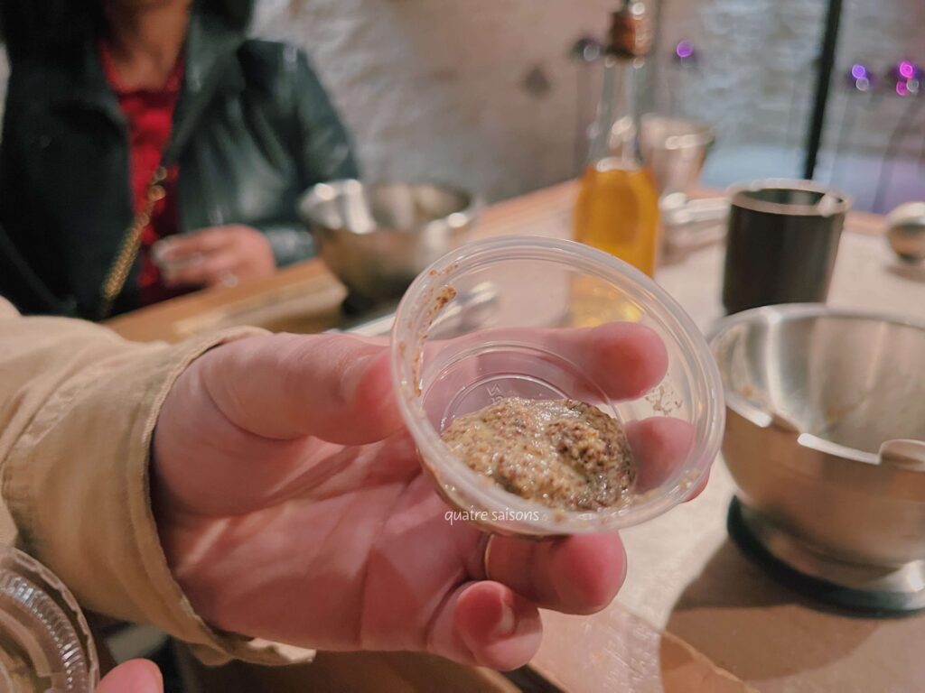ブルゴーニュの街ボーヌのマスタード屋さん、La Moutarderie Fallotでマスタードを作る！
