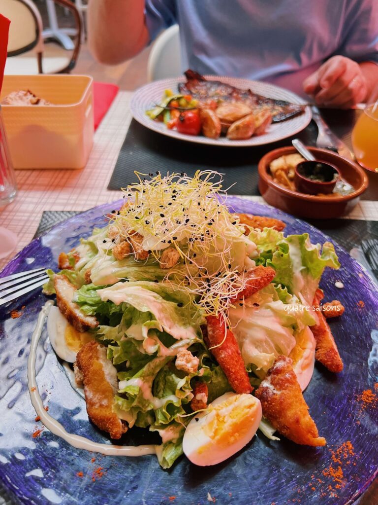 ヴェゾン＝ラ＝ロメーヌでランチを食べたブラッスリーLe Passage