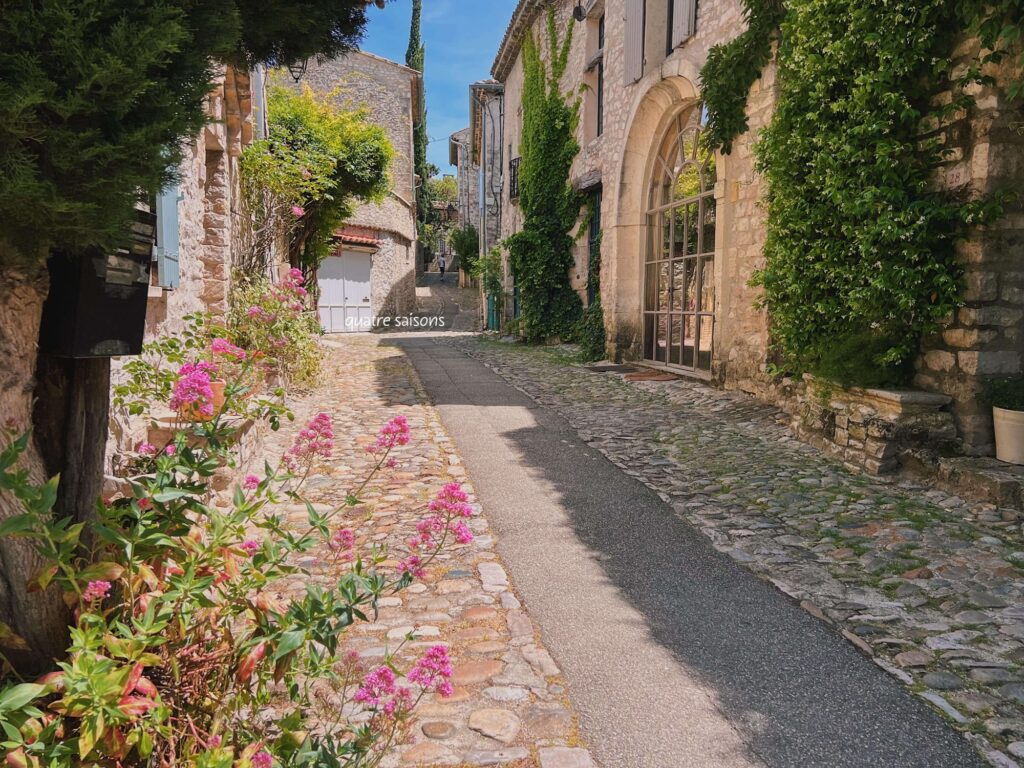 南フランスの街、ヴェゾン＝ラ＝ロメーヌの旧市街