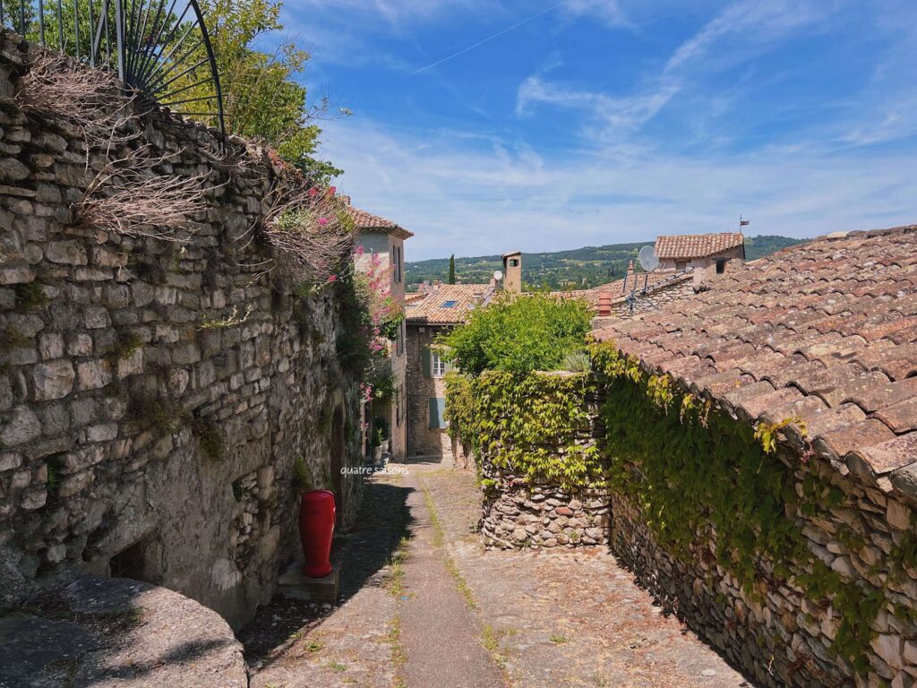 南フランスの街、ヴェゾン＝ラ＝ロメーヌの旧市街