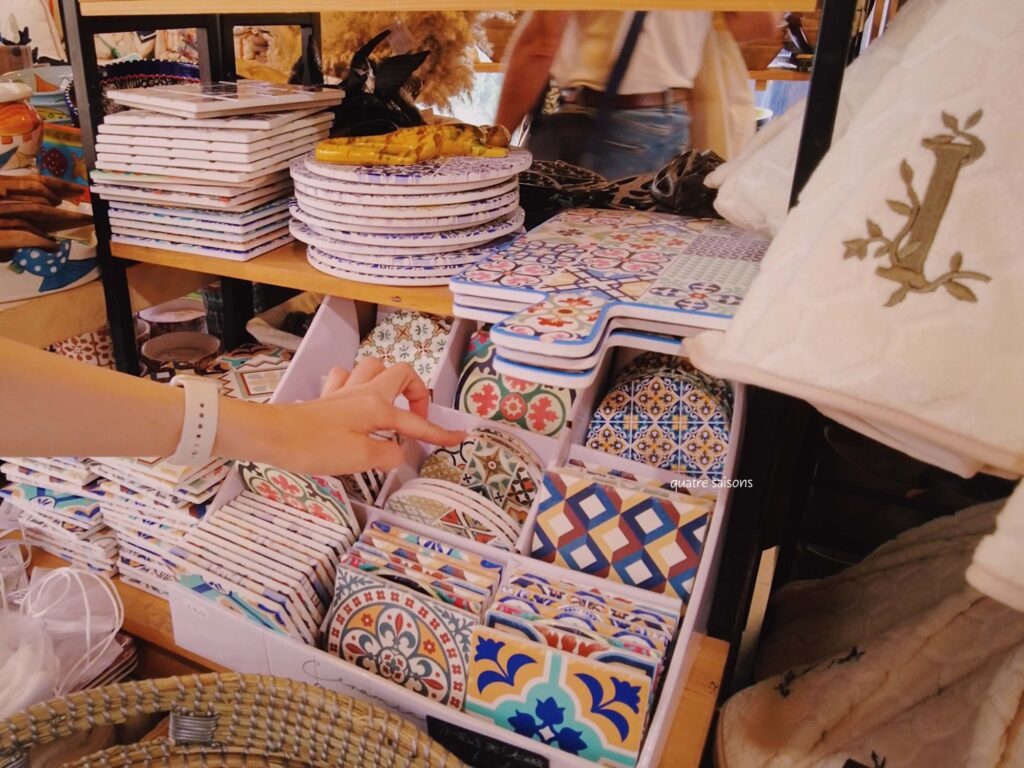 グリモーの港町のお土産やさんTerre de Provence