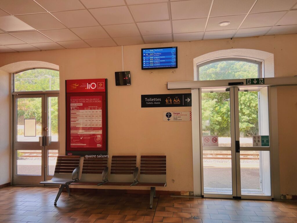 フランス南西部、コリウールの鉄道駅