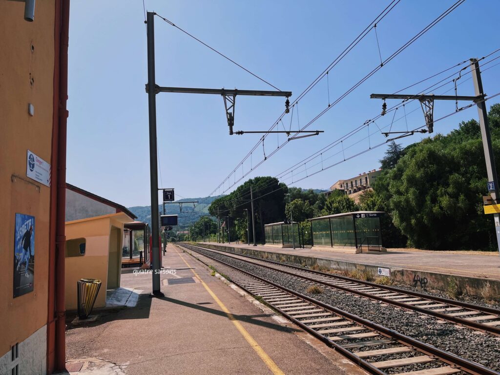 フランス南西部、コリウールの鉄道駅