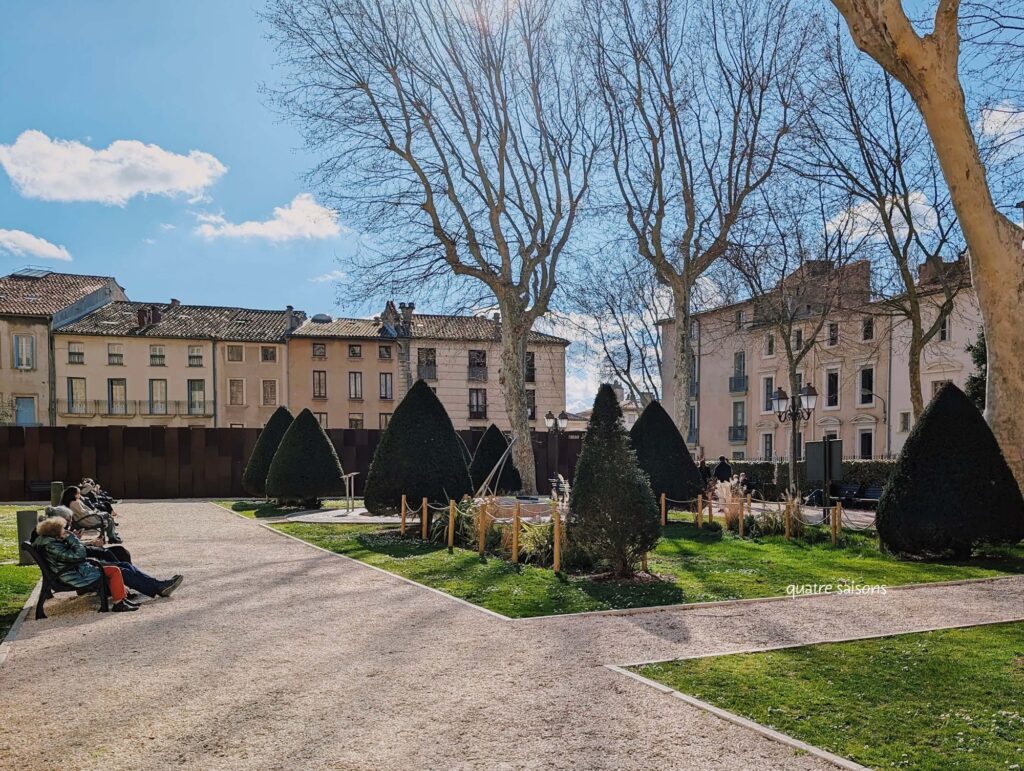 フランス南西部の街、ナルボンヌのアルシュヴェシェ庭園（Jardin de l'Archevêché）