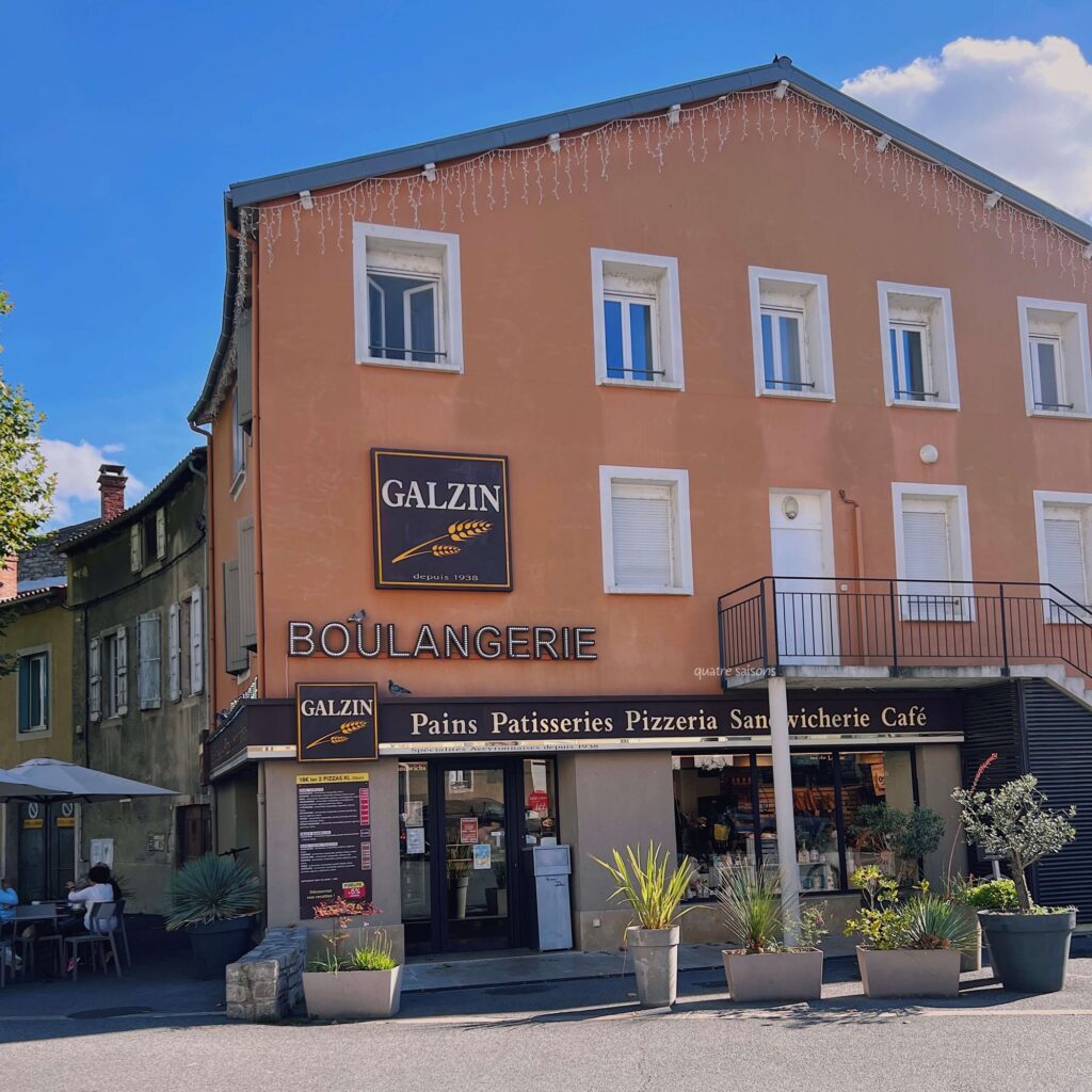 ミヨーで利用したパン屋さん、Boulangerie Pâtisserie GALZIN