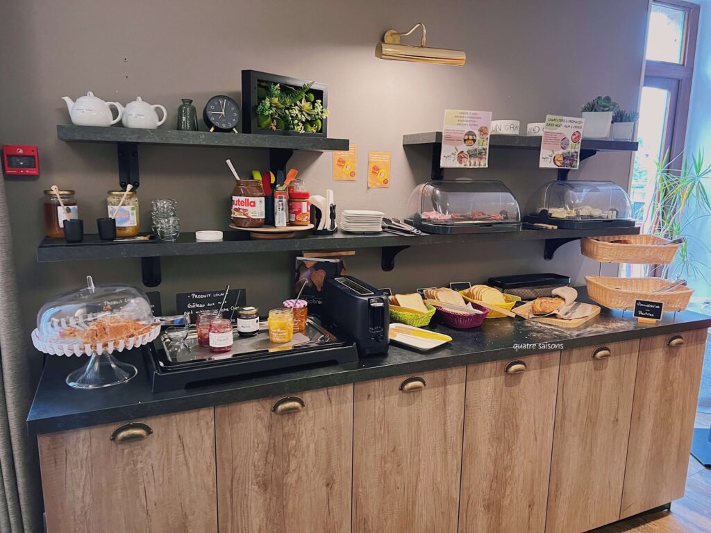 フランス南西部の街、フィジャックのベストウエスタンホテル(Le Pont D'Or Best western)