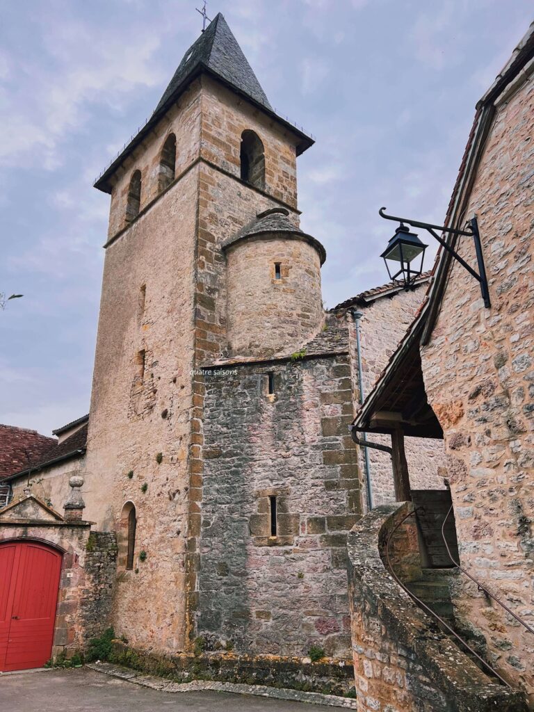 フランス南西部の村ルブルサックのサン・ジャン・バティスト教会（L’église Saint-Jean-Baptiste）