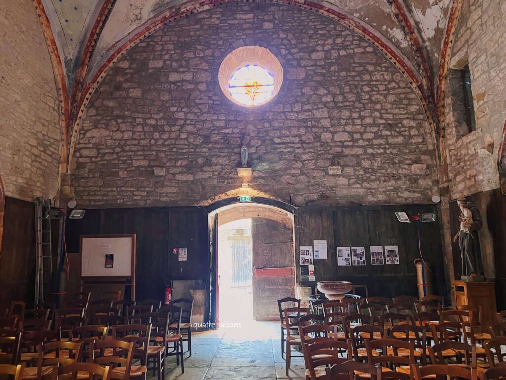 フランス南西部の村ルブルサックのサン・ジャン・バティスト教会（L’église Saint-Jean-Baptiste）