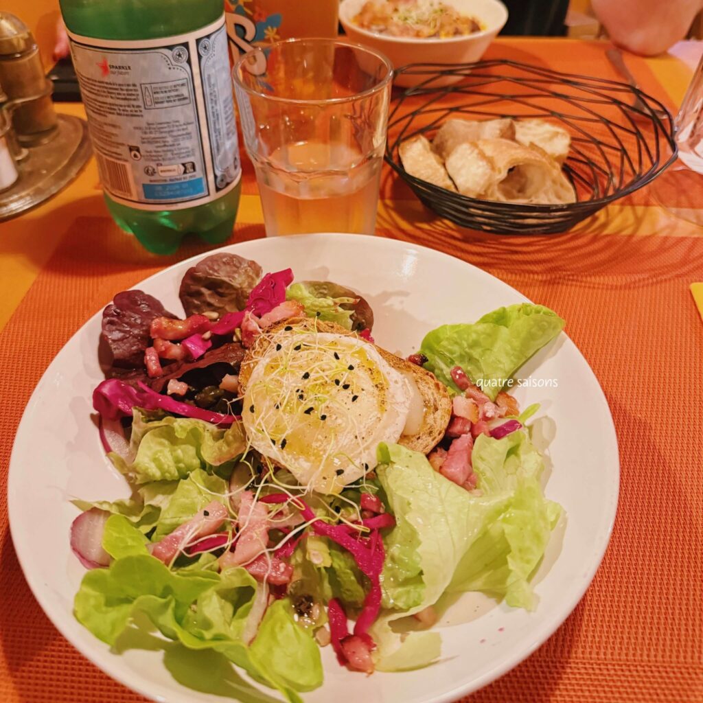 フランス南西部の街、アルビのレストランChez briquette