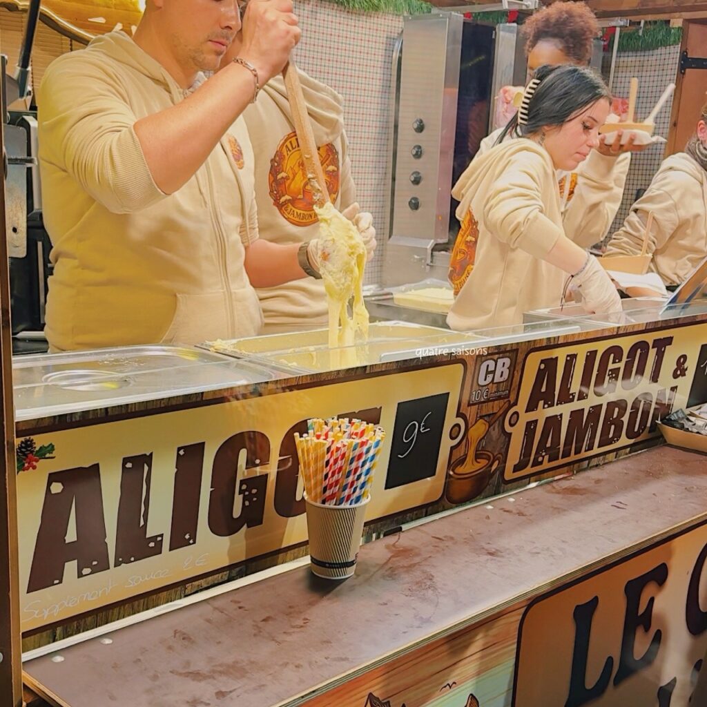 南フランスの街、ニースのクリスマスマーケット