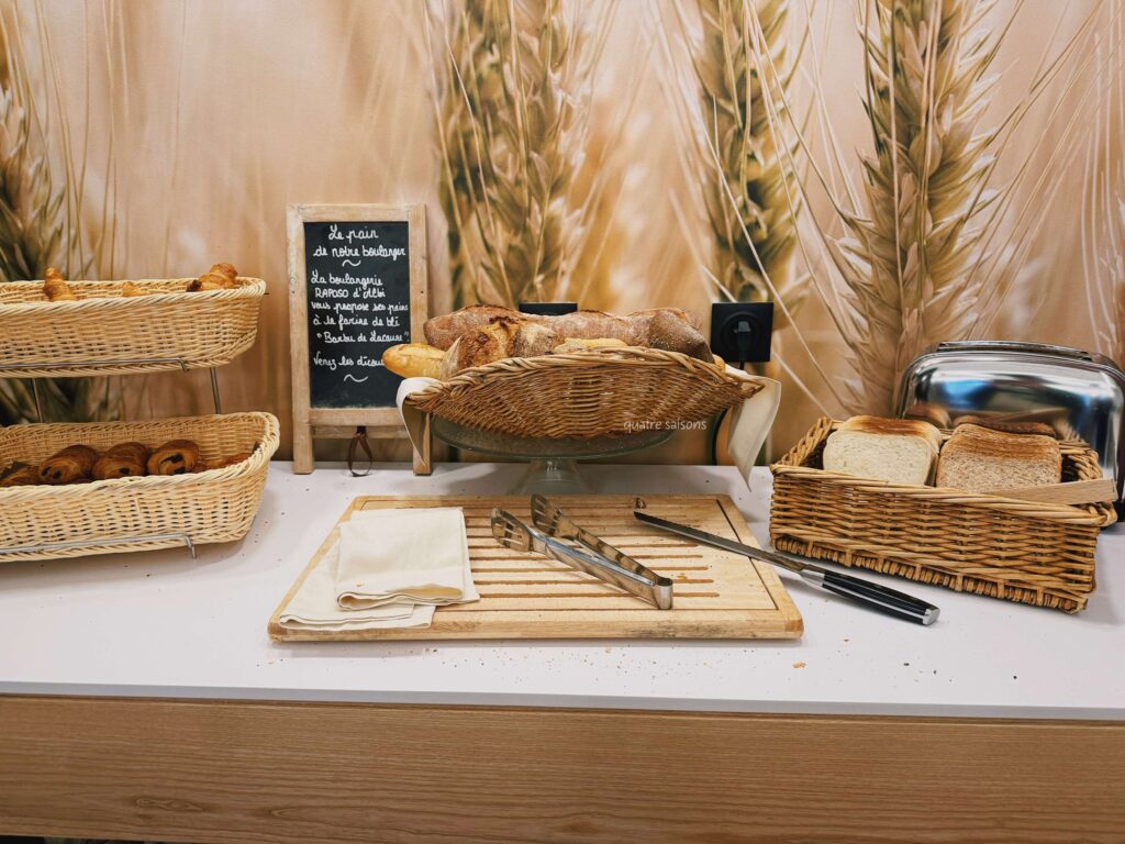 フランス南西部の街、アルビのホテルMercure Albi Rives du Tarn