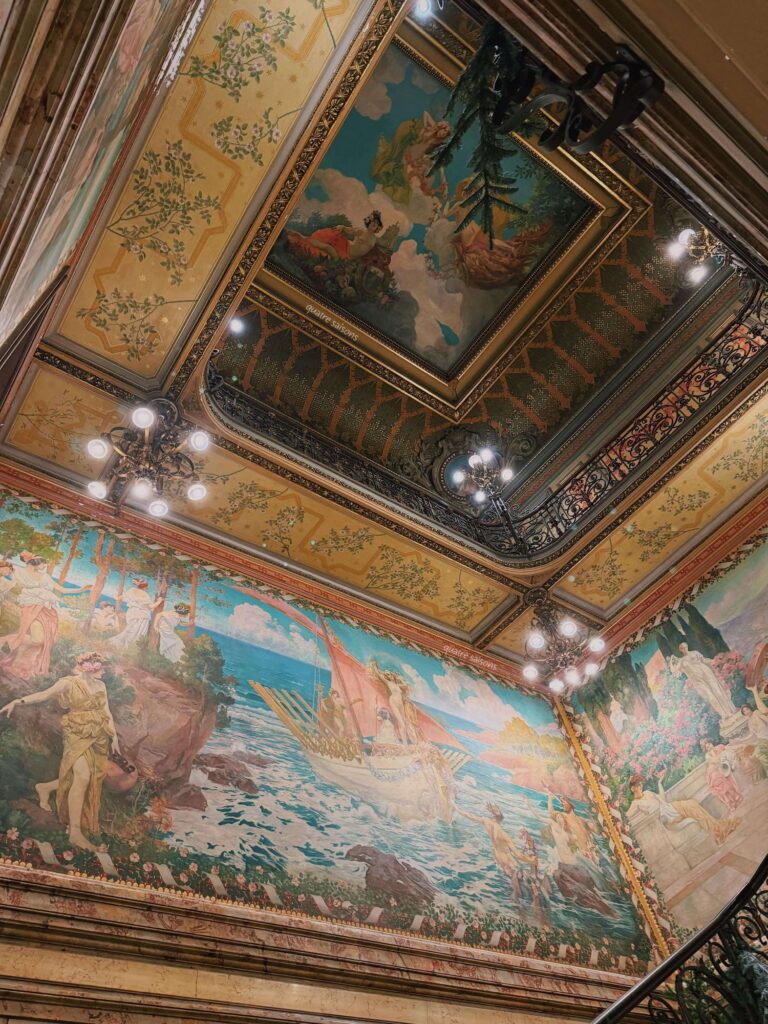 南フランスの街ペルピニャンのオテル・パムス