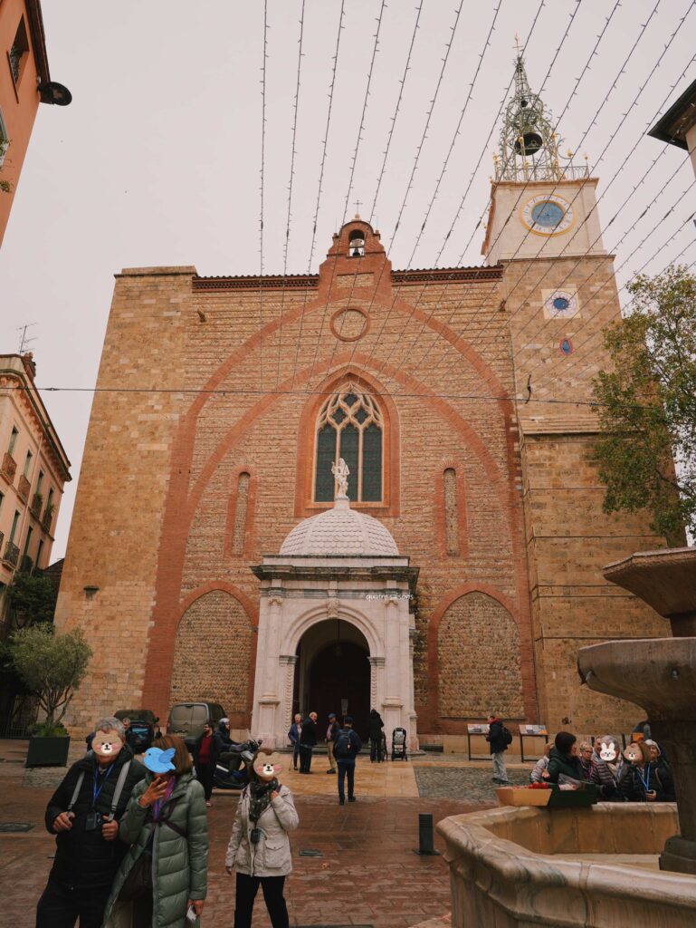 フランス南西部、ペルピニャンのサン・ジャン・バティスト大聖堂(Basilique-Cathédrale Saint-Jean-Baptiste)