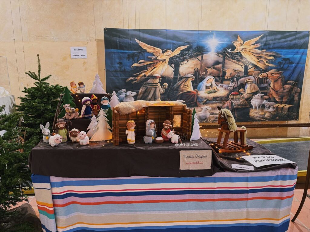 フランス南西部、ペルピニャンの墓地修道院、カンポ・サント(Campo Santo)