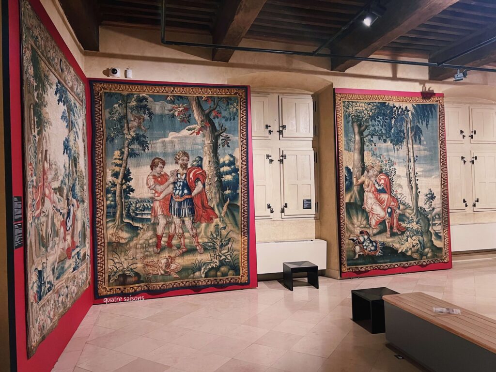 ブリーヴ・ラ・ガイヤルドのラバンシュ博物館(Musée Labenche)