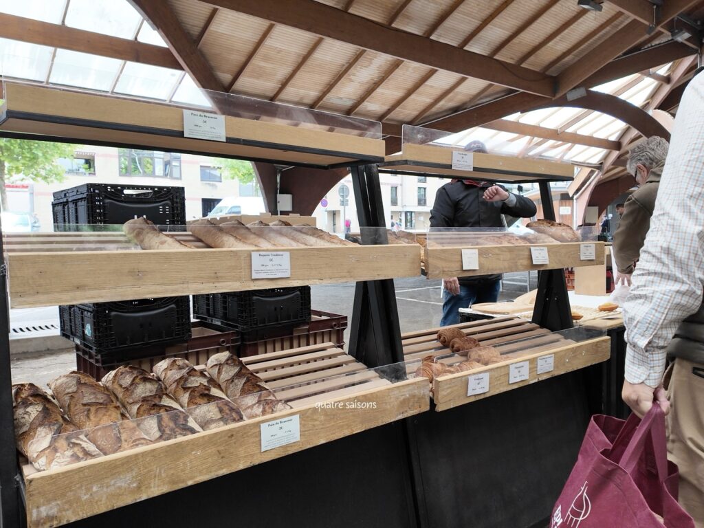 ブリーヴ・ラ・ガイヤルドのジョルジュ・ブラッサン市場