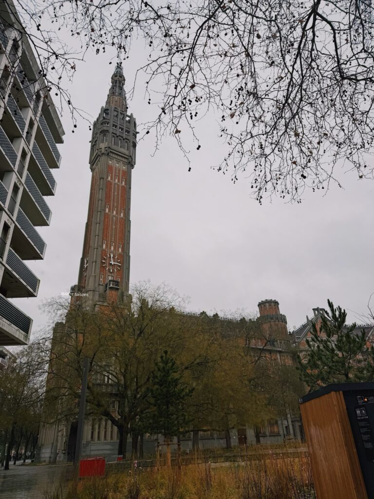 フランス北部の街リールの市庁舎の鐘楼