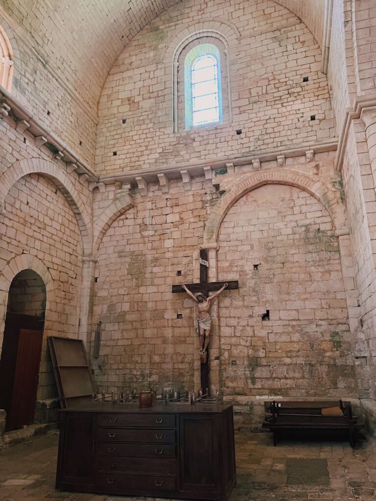 フランス南西部にあるサン・タマン・ド・コリー修道院教会