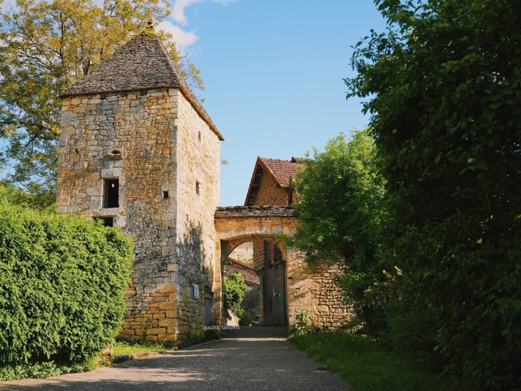 フランス南西部にあるサン・タマン・ド・コリー