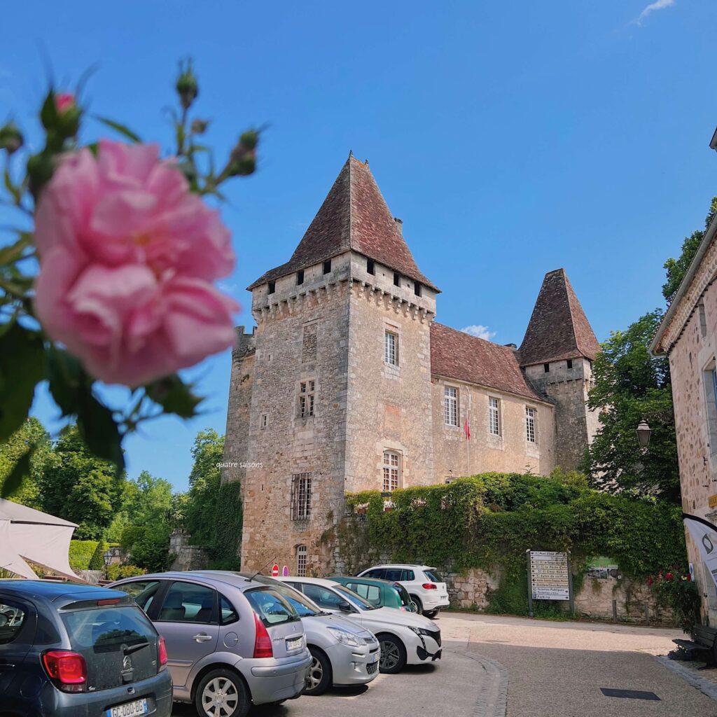 フランス南西部の村、サン・ジャン・ド・コールのマルトニー城