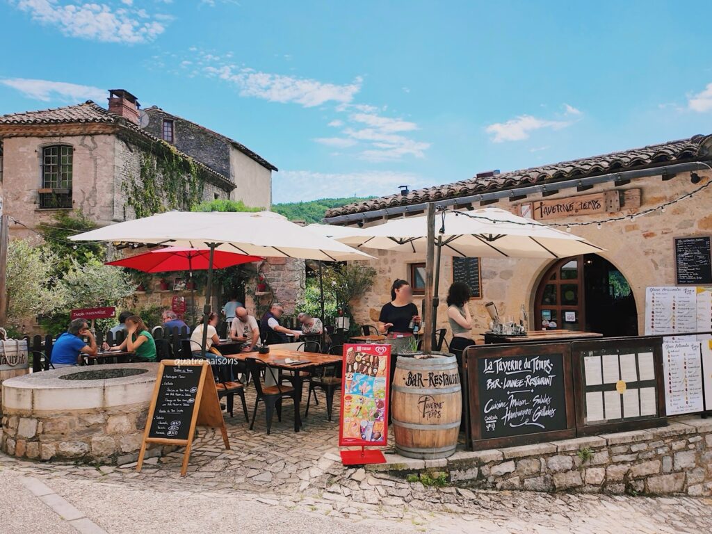 フランス南西部、ブルニケルで利用したレストラン、Taverne Du Temps