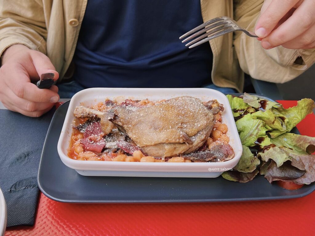 フランス南西部の街、ペリグーで利用したレストラン、Le Relais Périgourdin