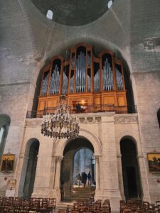 フランス南西部の街、ペリグーの大聖堂、サンフロン大聖堂。