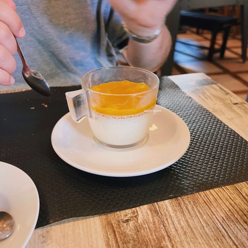 フランス南西部、ブルニケルで利用したレストラン、Taverne Du Temps