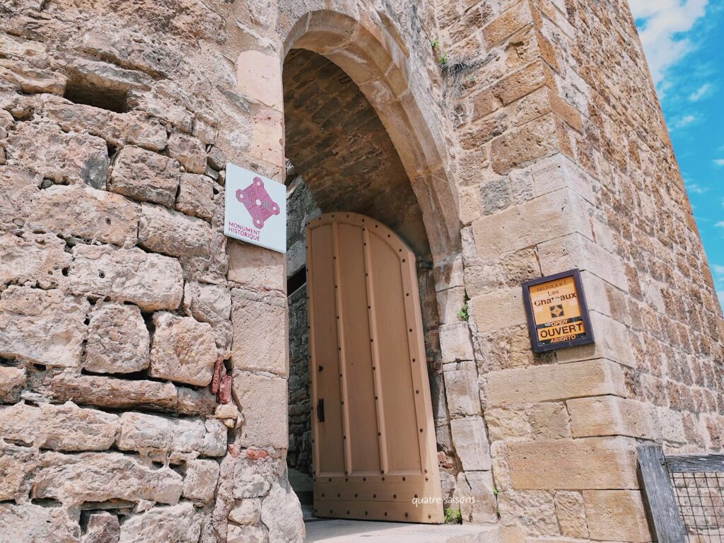 フランス南西部の村、ブルニケルのお城