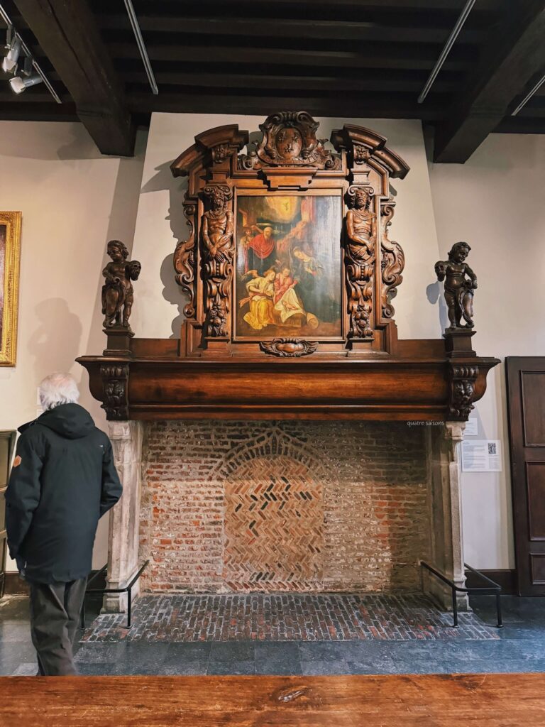 フランス北部の街リールにあるオスピス・コンテス(Musée de l'Hospice Comtesse)