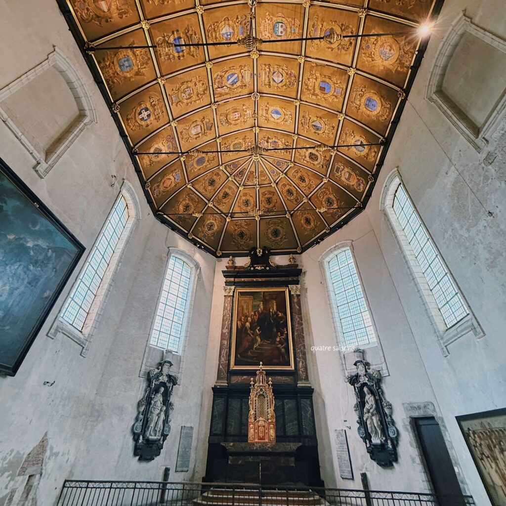 フランス北部の街リールにあるオスピス・コンテス(Musée de l'Hospice Comtesse)