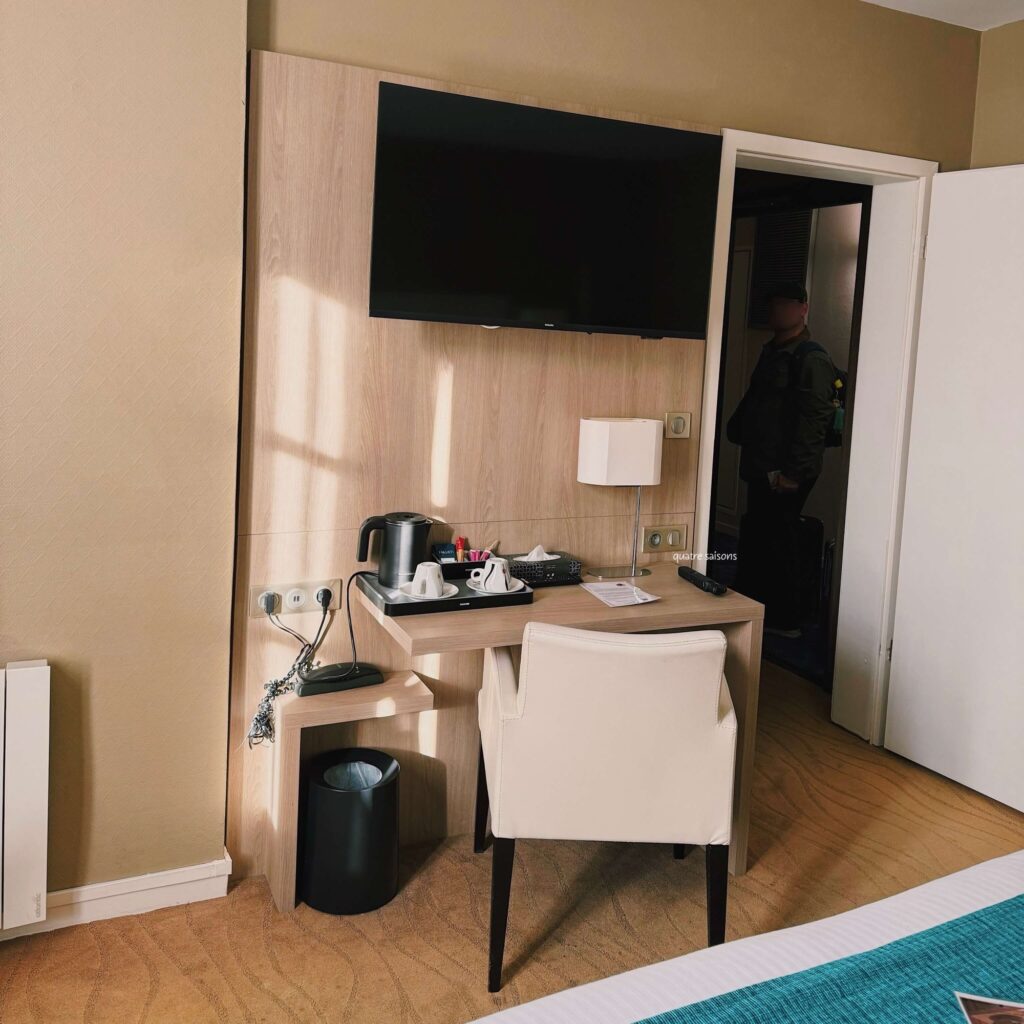 ジヴェルニーのモネの庭を訪れた時に利用したホテル、Hôtel le Normandy