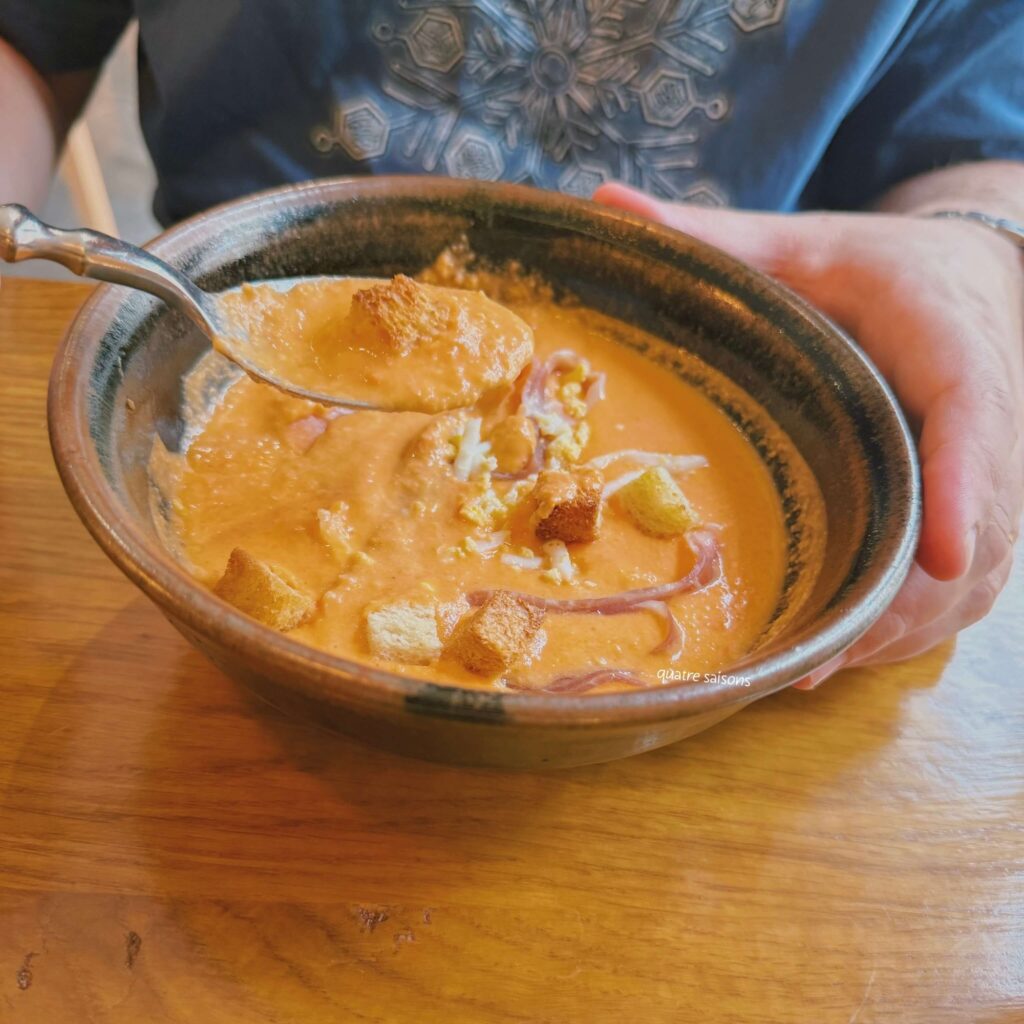 フランス南西部、スペイン国境近くの村ヴィルフランシュ・ド・コンフランのレストランLe Patio
