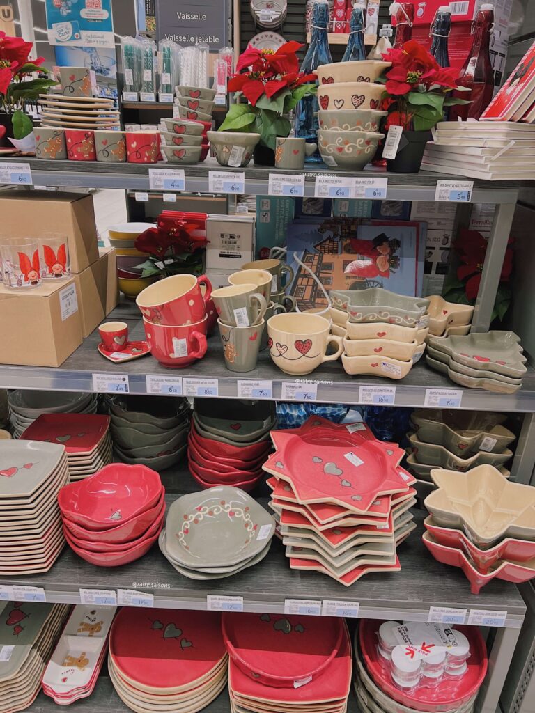 アルザスのスーパーで販売しているアルザス陶器