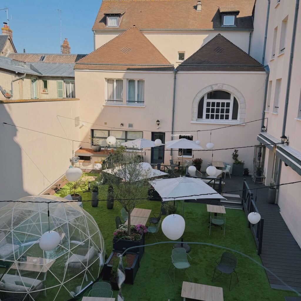 ジヴェルニーのモネの庭を訪れた時に利用したホテル、Hôtel le Normandy